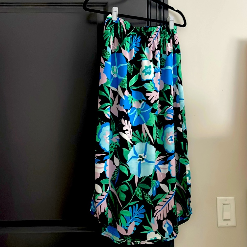 Loft petite floral maxi skirt with elastic waist